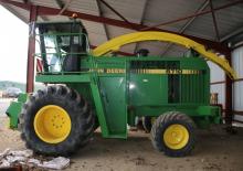 Комбайн за фураж 2-WD (задвиждане на две колела) John Deere 6710