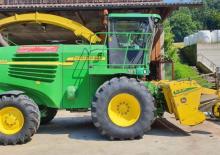 Комбайн за фураж 2-WD (задвиждане на две колела) John Deere 7200