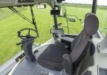 Комбайн за фураж 2-WD (задвиждане на две колела) Krone BiG X 630
