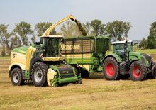 Комбайн за фураж 2-WD (задвиждане на две колела) Krone BiG X 680