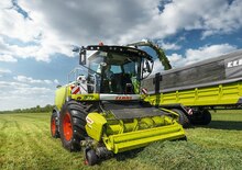 Комбайн за фураж 2-WD (задвиждане на две колела) Claas Jaguar 930