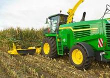 Комбайн за фураж 4-WD (задвиждане на четирите колела) John Deere 7480
