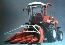 Комбайн за фураж 4-WD (задвиждане на четирите колела) Fiatagri 7720