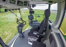 Комбайн за фураж 4-WD (задвиждане на четирите колела) Krone BIG X 480
