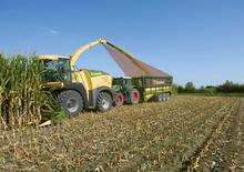 Комбайн за фураж 4-WD (задвиждане на четирите колела) Krone BIG X 480