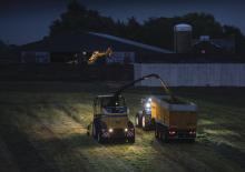 Комбайн за фураж 4-WD (задвиждане на четирите колела) New Holland FR 550