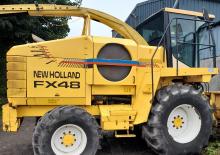 Комбайн за фураж 4-WD (задвиждане на четирите колела) New Holland FX 48