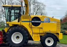 Комбайн за фураж 4-WD (задвиждане на четирите колела) New Holland FX 60 XX 1C