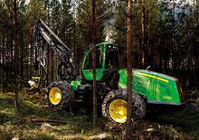 Колесни харвестъри John Deere 1070 E