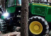 Колесни харвестъри John Deere 1070 G