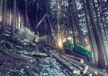 Колесни харвестъри John Deere 1270 E IT4