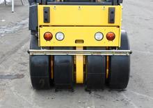 Комбинирани валяци Bomag BW 100 ACM-5