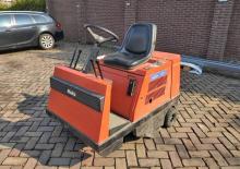 Компактни машини за метене Hako Jonas 950 V