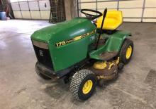 Косачки за трева и градински трактори John Deere 175
