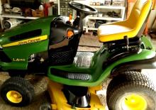 Косачки за трева и градински трактори John Deere LA145