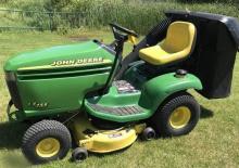 Косачки за трева и градински трактори John Deere LX255