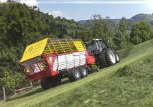 Къси ремаркета за силаж Pöttinger Boss 3240 LP Master