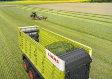 Къси ремаркета за силаж Claas Cargos 9500 Tandem