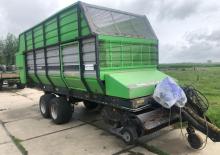 Къси ремаркета за силаж DEUTZ-FAHR FE 6.37