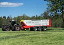 Къси ремаркета за силаж Pöttinger Jumbo 7540