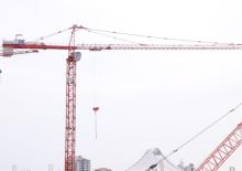 Кулокран - тролейна стрела - горно въртене Potain MC 310 K12