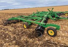 Култиватори John Deere 2630