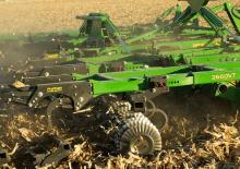 Култиватори John Deere 2660VT