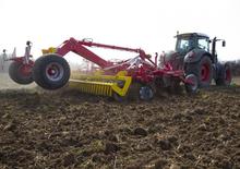 Култиватори Pöttinger Synkro 5030 T