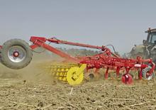 Култиватори Pöttinger Synkro 6003 T