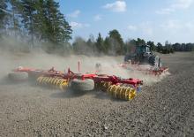 Ливадни и полеви валяци Väderstad Rollex 620