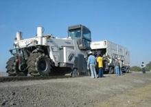 Машина за рециклиране на пътища - студено рециклиране Wirtgen WR 2500 S