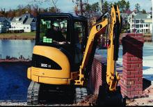 Мини екскаватори Caterpillar 303C