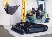 Мини екскаватори Yanmar B 25 V