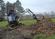 Мини екскаватори Bobcat E08