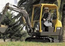 Мини екскаватори Volvo EC15B XTV