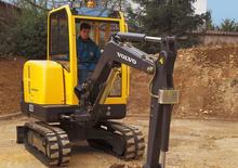 Мини екскаватори Volvo EC25