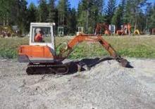 Мини екскаватори Hitachi UE 30