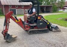 Мини екскаватори Ditch Witch XT855