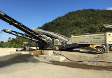Мобилни скрининг инсталации (заводи) Metso Lokotrack ST4.8E
