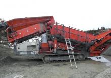 Мобилни скрининг инсталации (заводи) Sandvik QE 330