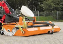 Монтирани машини за метене Bema 25/2300