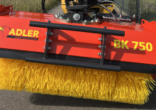 Монтирани машини за метене Adler BK 750-150