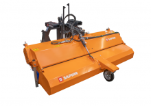 Монтирани машини за метене Saphir MKM 25