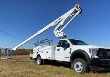 Монтирани на ремаркета повдигачи с подвижна стрела Altec AT238P