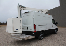 Монтирани на камион артикулиращи подемници за стрели Danilift P145V