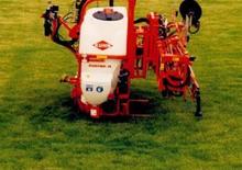 Монтируеми полеви пръскачки Kuhn Porter M 1200