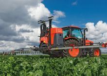 Монтируеми полеви пръскачки Kubota XMS213 iXflow-E