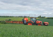 Монтируеми полеви пръскачки Kubota XMS216