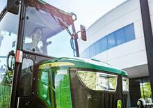 Общински многофункционални превозни средства на дизел John Deere 2038 R