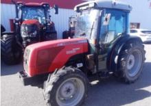 Общински многофункционални превозни средства на дизел Massey Ferguson MF 3435